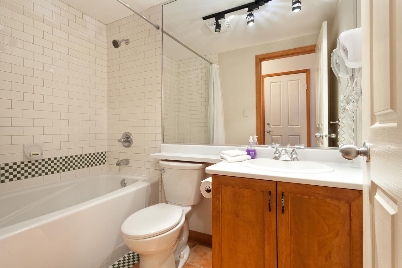 Alpenglow Suite: Village Mountain Retreat Apartamento *