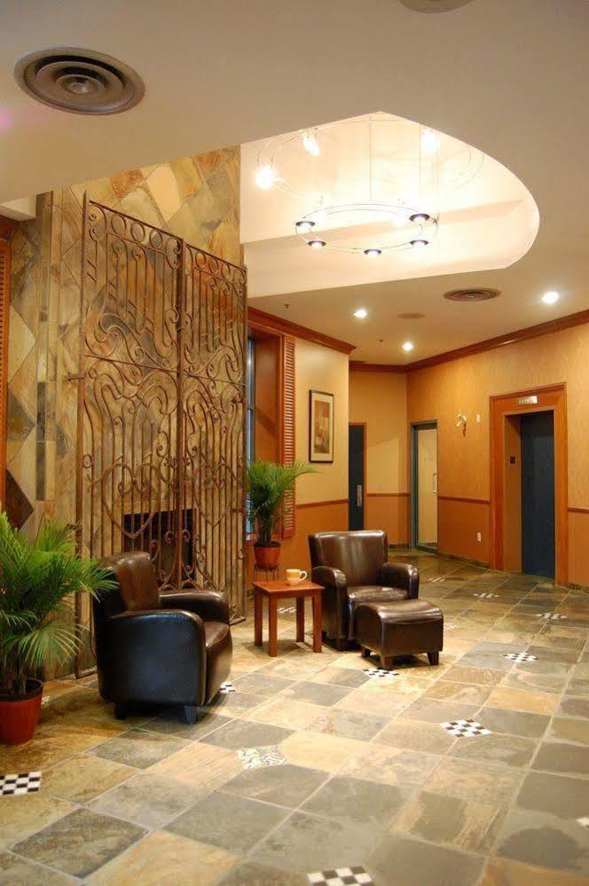 Alpenglow Suite: Village Mountain Retreat Apartamento *