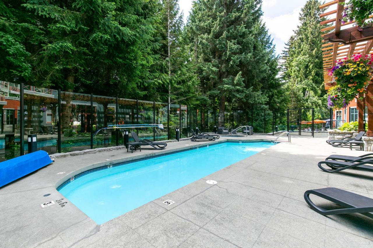 Alpenglow Suite: Village Mountain Retreat Apartamento