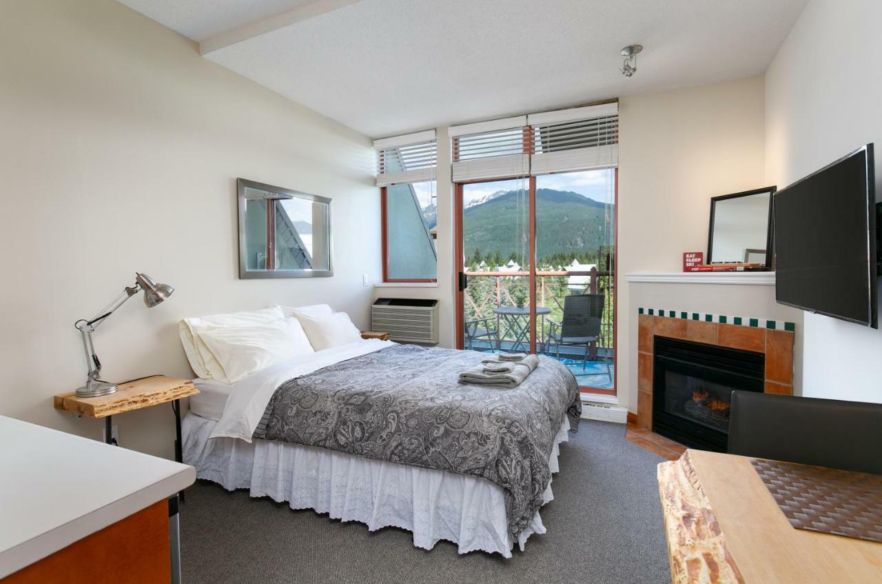 Apartamento Alpenglow Suite: Village Mountain Retreat